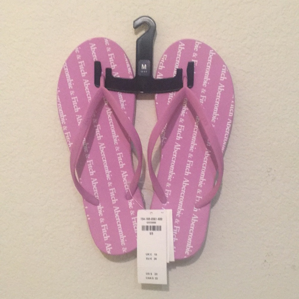 Abercrombie & Finch Flip Flops